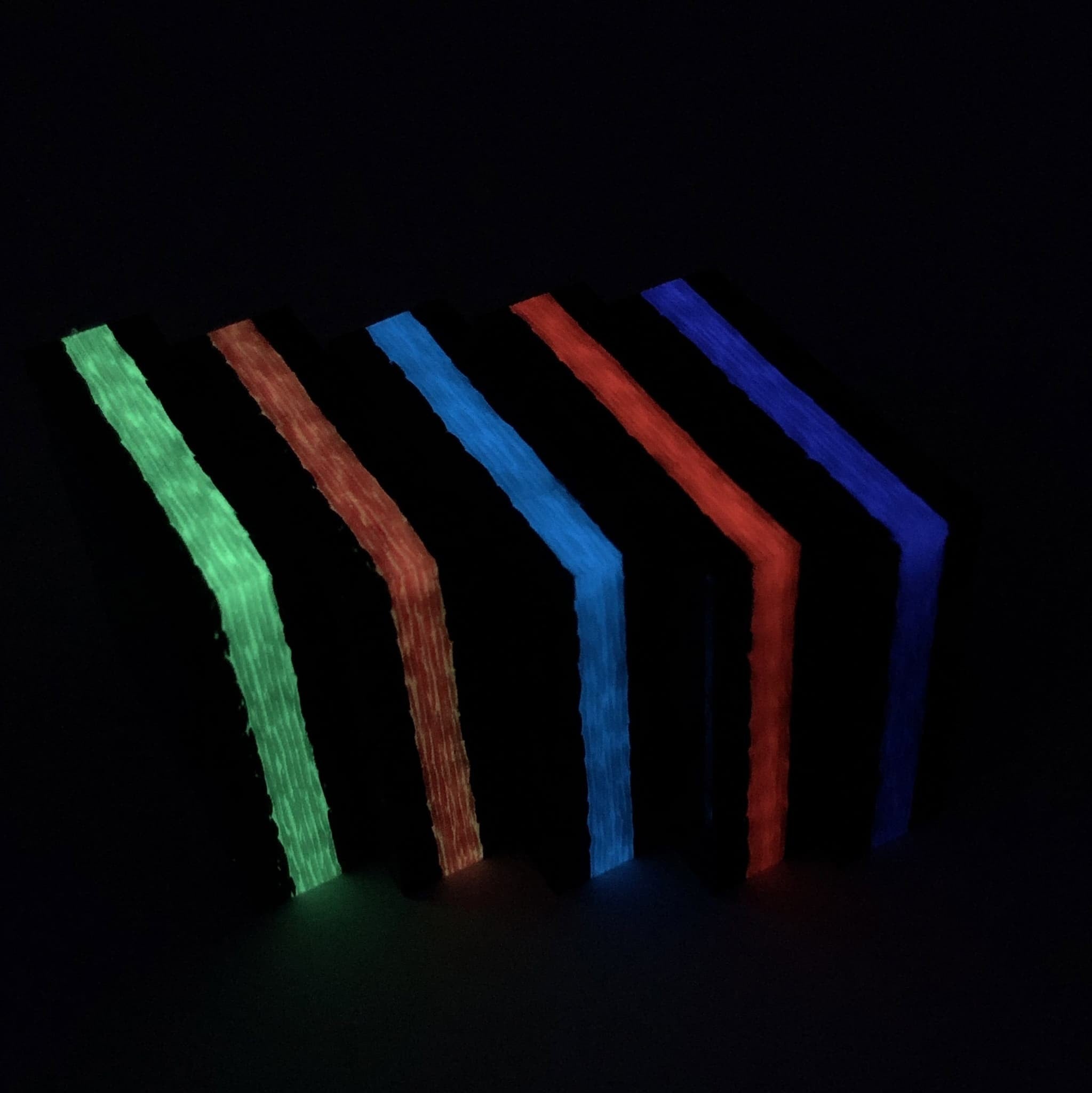 Glow hotsell carbon fiber